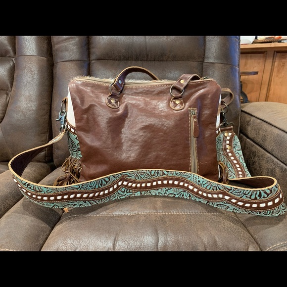 Myra Bag TURQUOISE STARS CONCEALED BAG - Picture 10 of 16